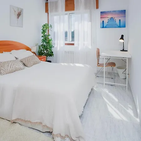 Casa Javier En Sigüeiro, última Etapa Del Camino Inglés * Sigueiro